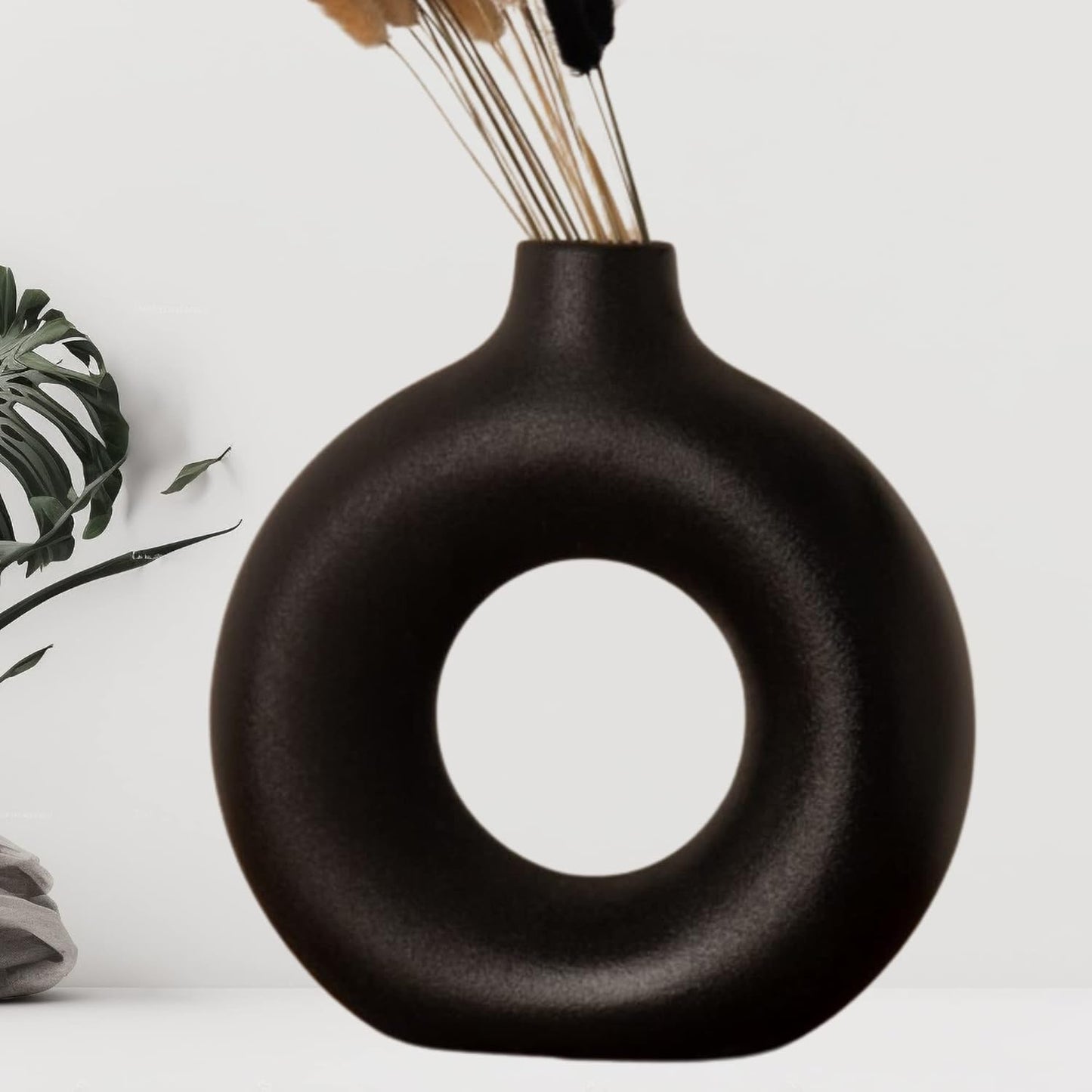 Large Black Vase for Home Decor, Black Ceramic Vase, Black Circle Vase, Clay Vase Black, Big Vase, Black Vases for Centerpieces, Large Vases for Decor, Black Bedroom Decor, 9" Tall